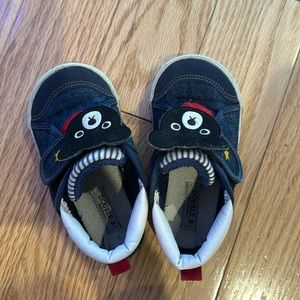 milihouse kids sneaker，used，size 15cm